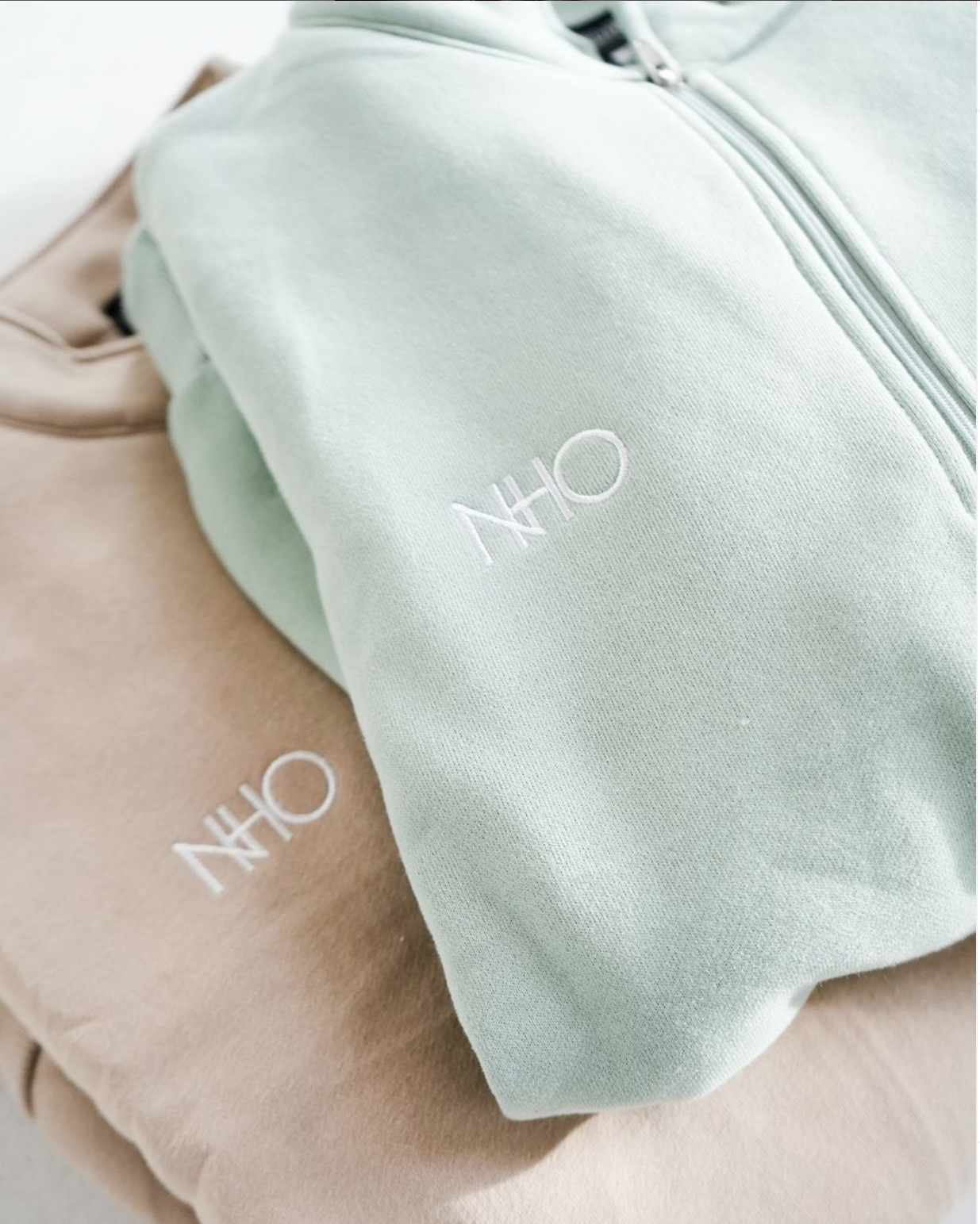 Naked Honesy Official holiday gift guide